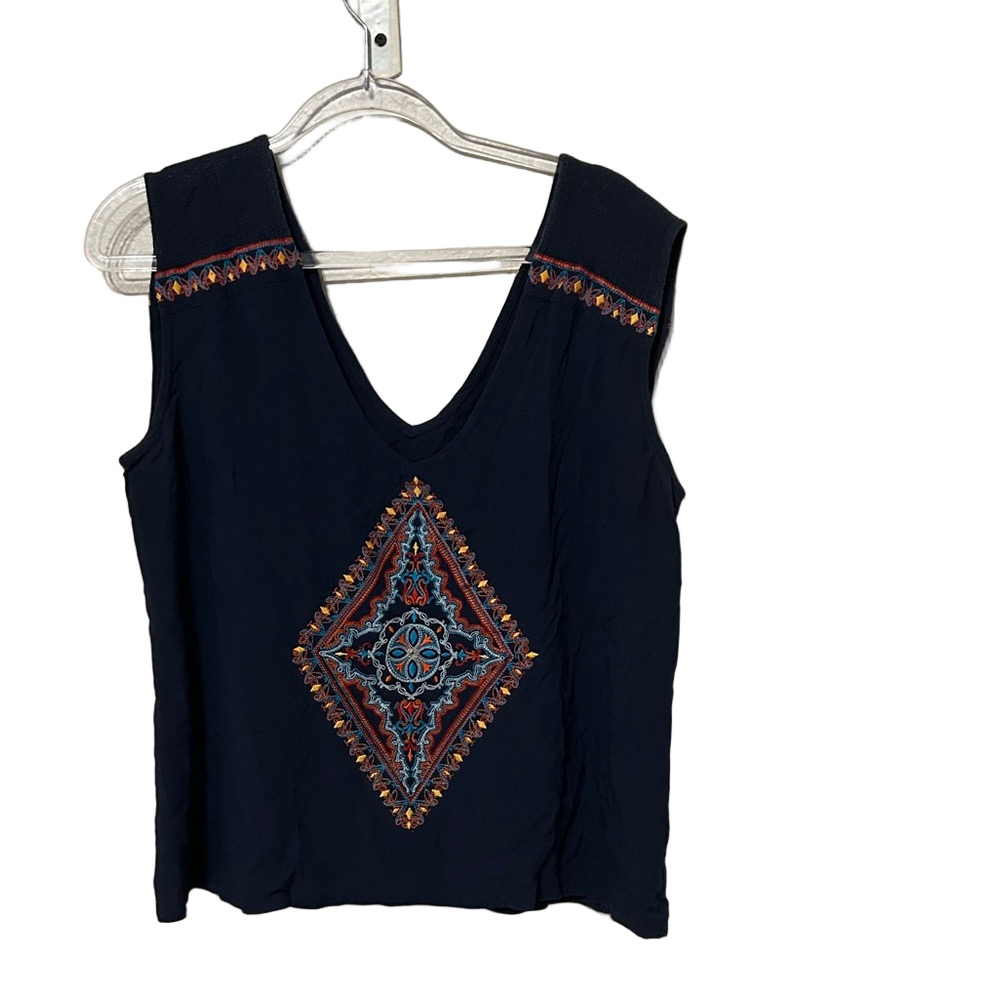 🐾Idyllwind Navy Embroidered Tank Top size L GUC